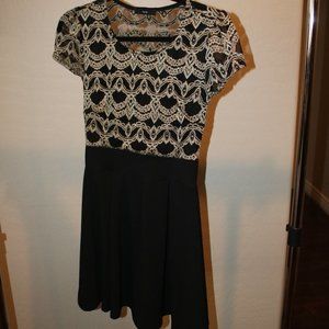 Alt B. Dress